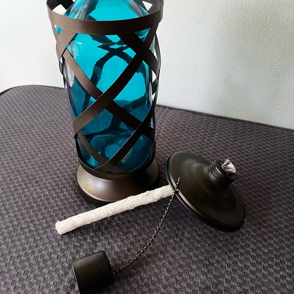 Outdoor Lanterns for Oil or Citronella Fluid - Picture 2 of 4